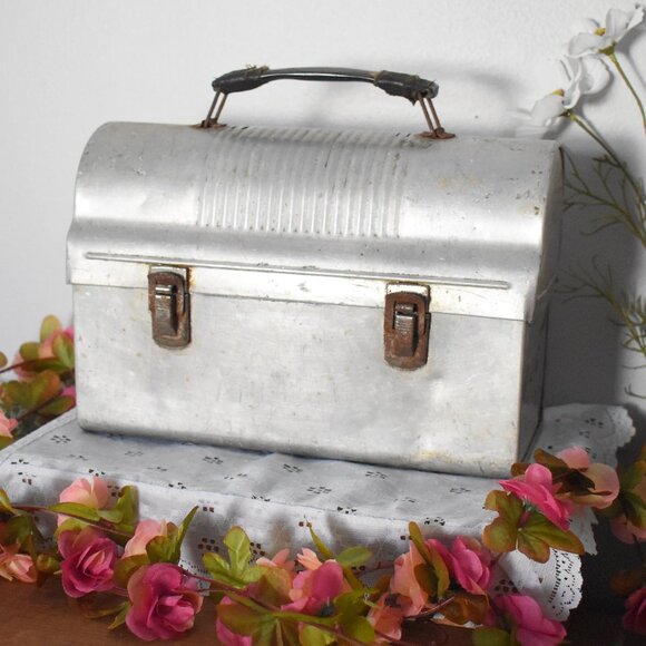Vintage Antique 1950s Silver Dome Top Metal Miner Workmans Lunchbox Case - Picture 9 of 16